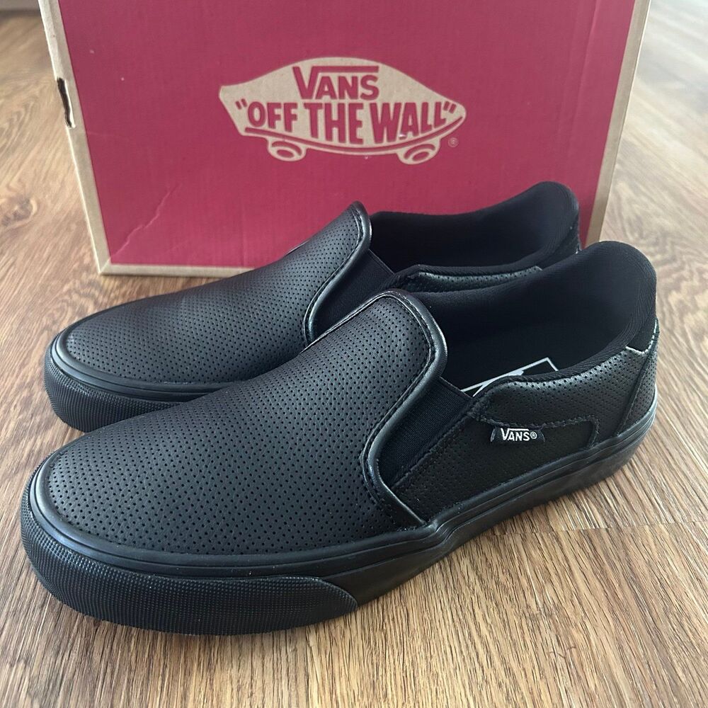 VANS black leather deluxe comfort slip on shoes sneakers women’s 8 new
